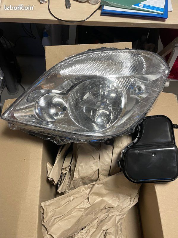 Phare Avant Gauche Mercedes Sprinter 906 2005 13